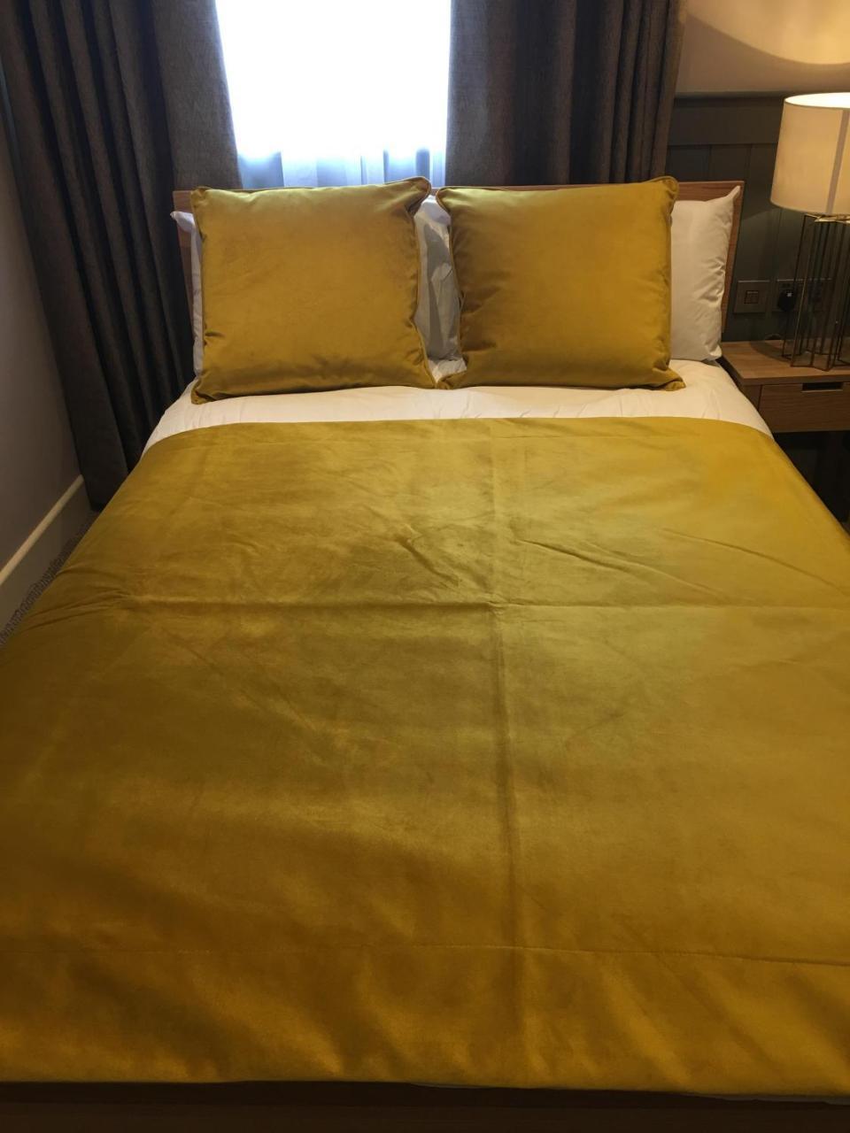The Tower Arms Hotel Iver Εξωτερικό φωτογραφία
