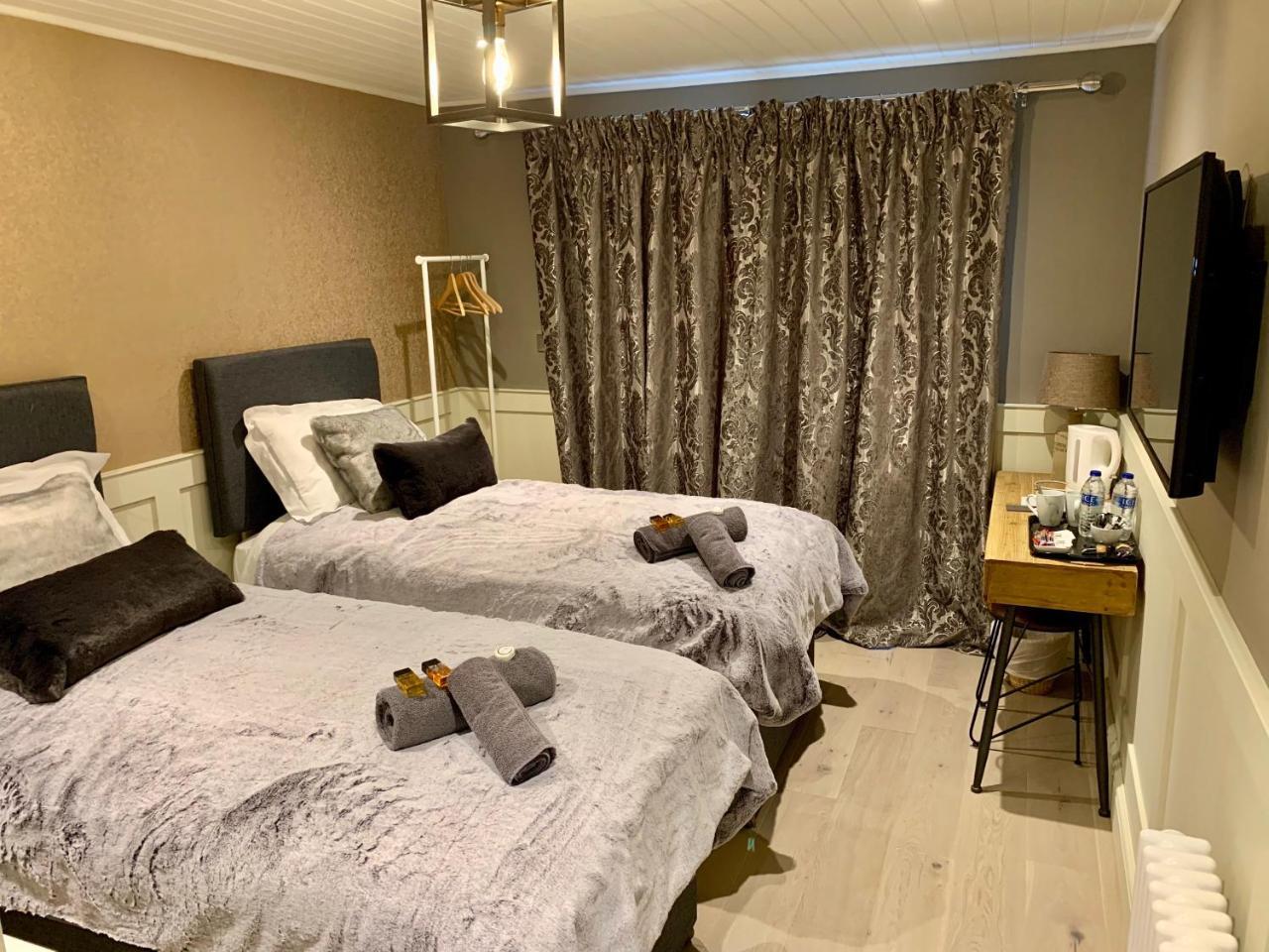 The Tower Arms Hotel Iver Εξωτερικό φωτογραφία